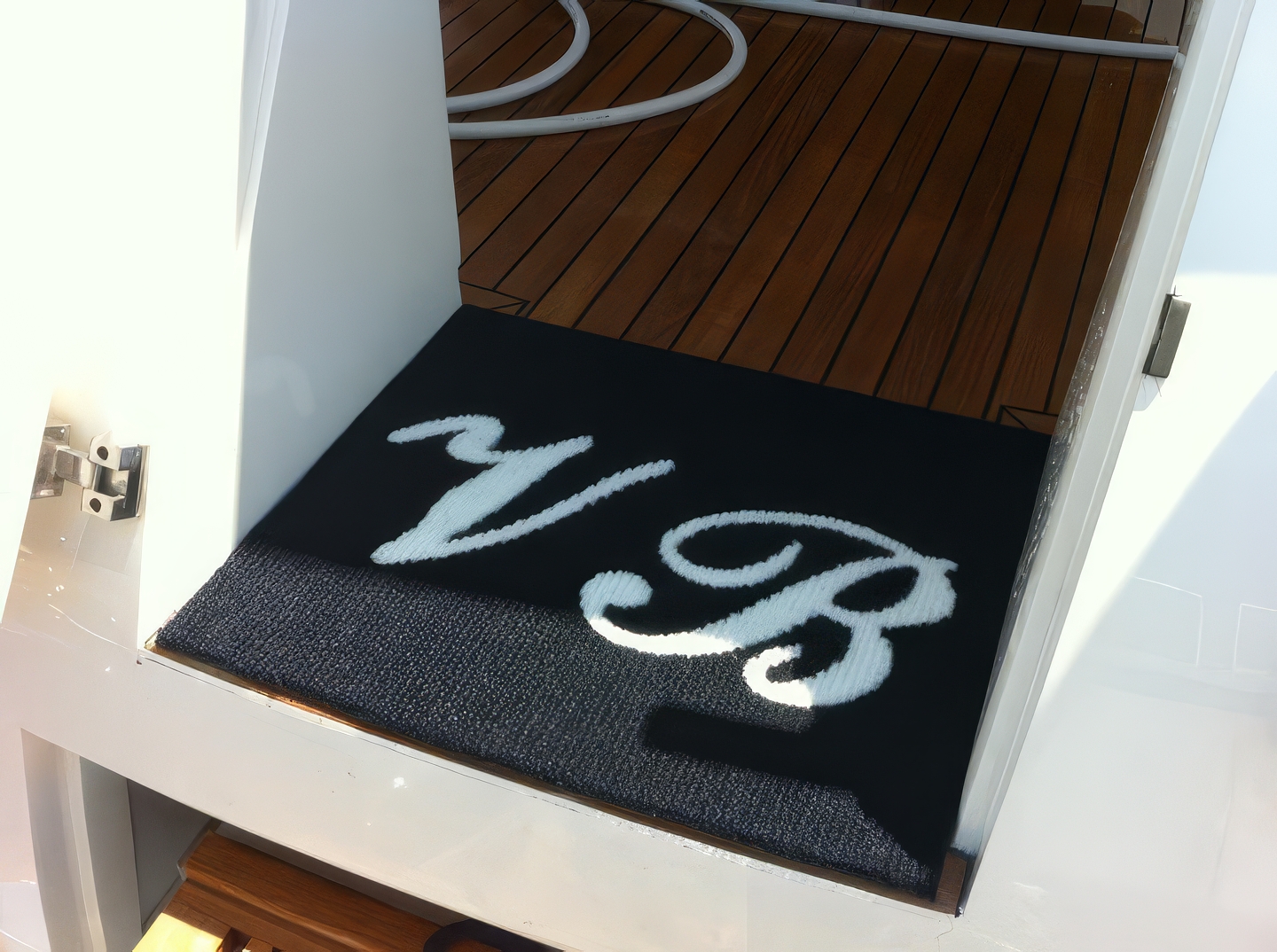 Zerbini Imbarcazioni e Nautici - Zeta Carpet - Immagine WhatsApp 2024-07-09 ore 11.07.44_2beeba25-standard v2-2x